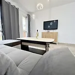 Apartment Modern Nest - Free Parking *