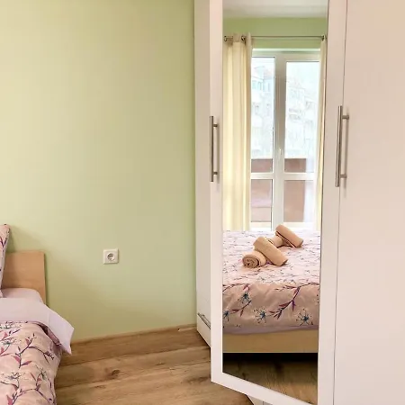 Apartament Modern Nest - Free Parking Warna