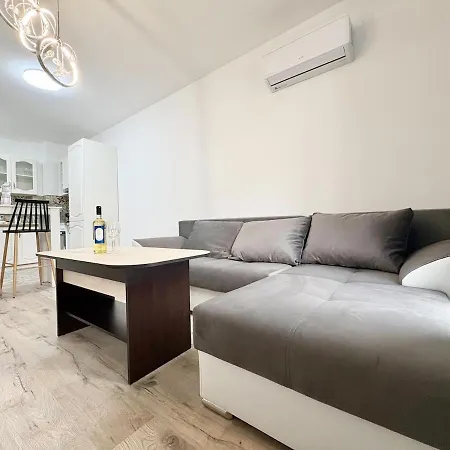Apartment Modern Nest - Free Parking Varna