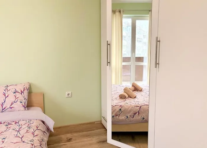 Apartament Modern Nest - Free Parking Warna