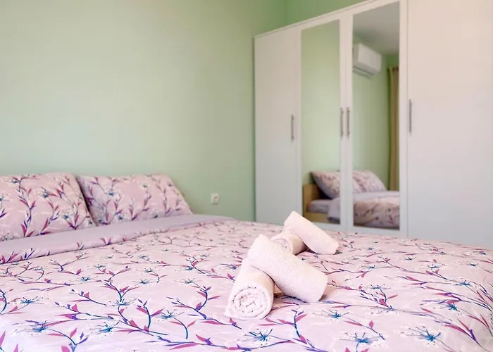 Apartament Modern Nest - Free Parking Warna