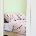 Modern Nest - Free Parking Апартаменты